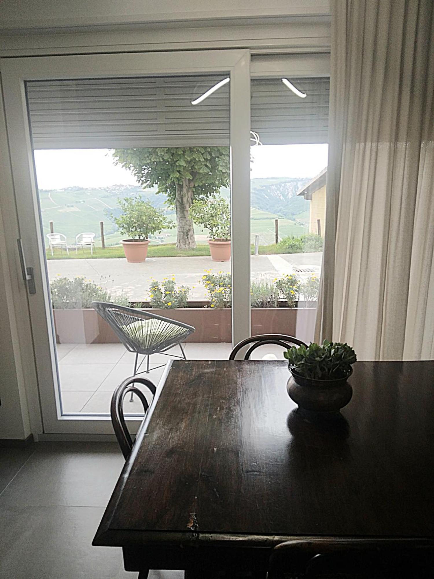 Cicci House Appartement Alba  Buitenkant foto